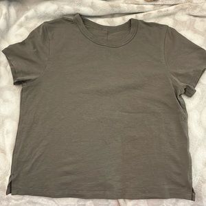 Lululemon Classic Fit Cotton Blend T-shirt NWOT